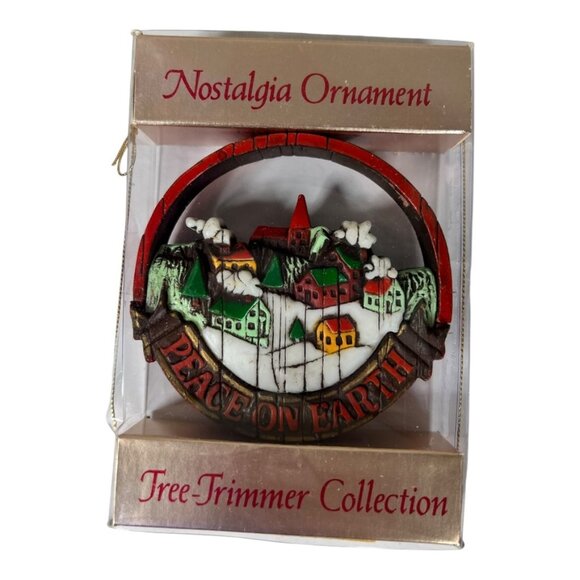 NWT Hallmark‎ 1975 Christmas Ornament - Picture 1 of 4